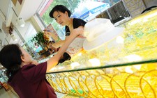 Giá vàng thế giới tăng khá mạnh, trong nước bình lặng