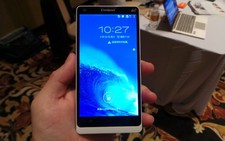 Thiết bị Android Trung Quốc Coolpad cài sẵn 