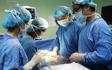 Đà Nẵng: 3 em bé ra đời nhờ thụ tinh trong ống nghiệm