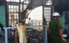 Cháy nhà rạng sáng, 6 người thoát chết  nhờ trèo tường rào