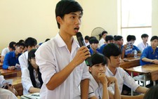 Thí sinh không nên chọn đến tám môn thi