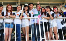Chỉ cho khán giả vào sân nếu nhà vệ sinh đạt yêu cầu