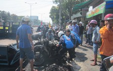 Mô tô đang bảo vệ đường đua bốc cháy dữ dội