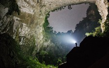 ​“Lơ lửng” dự án cáp treo hang Sơn Đoòng