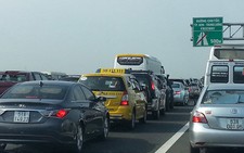 Tăng phí xe đâu giảm được ùn tắc giao thông