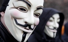 Nhóm tin tặc Anonymous “tấn công” IS