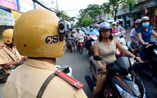 ​Đà Nẵng gắn camera trên mũ CSGT khi làm nhiệm vụ