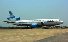 ​Bệnh viện bay Orbis đến Huế