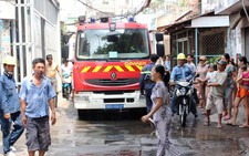 Cứu bé gái 8 tuổi kẹt trong căn nhà cháy