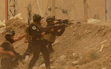 IS chiếm trụ sở chính quyền TP Ramadi, hành quyết 87 người