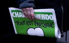 Báo Charlie Hebdo trao 4,3 triệu euro cho nạn nhân khủng bố
