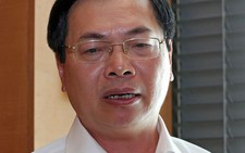 Nông sản đổ bỏ, không thể trách nông dân