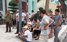 Bức xúc vây bệnh viện vì người nhà tử vong