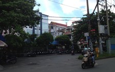 Quán cà phê lấn chiếm sân chơi trẻ em