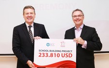 Prudential tặng 5 tỉ đồng xây 3 trường cho trẻ em nghèo