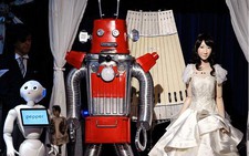 ​Đám cưới robot đầu tiên trên thế giới