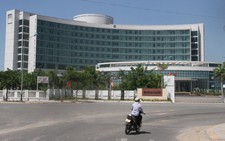 Chính thức quyết định 