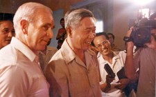 Siết chặt đinh ốc