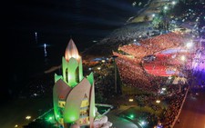 Rực rỡ sắc màu đêm khai mạc Festival biển Nha Trang