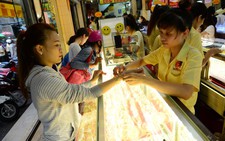 ​Giá vàng quay đầu giảm