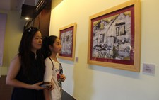 Triển lãm tranh vẽ Hội An, chùa Cầu... trên báo cũ