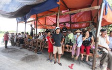 Nhà máy gây ô nhiễm, dân lập 