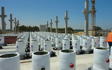 ​Biến nước biển thành nước ngọt