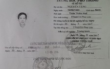 Cảnh cáo trưởng công an xã dùng bằng giả