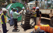 TP.HCM áp dụng công nghệ cải tạo cống thoát nước khỏi đào đường