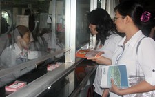 4 nhà xe tại bến xe miền Đông chưa chịu giảm giá cước