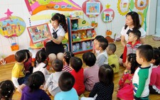 ​Giáo viên mầm non được phân thành 3 hạng