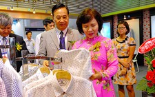 Dệt may Việt Nam lo “kiếm khách” ở thị trường nội địa