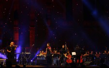 Gió Mùa thổi rung lòng người Hà Nội
