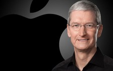 Lý do giám đốc Apple công khai giới tính