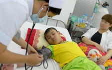 Bộ Y tế họp khẩn giảm quá tải ở bệnh viện nhi