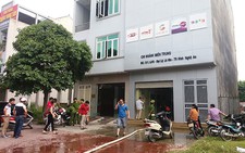 Đục tường để dập lửa cháy tòa nhà VTVcab Nghệ An