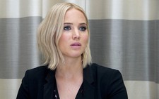 Jennifer Lawrence lên tiếng quyền bình đẳng khi đóng 