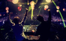 Bạn biết gì về EDM - âm thanh “thôi miên” giới trẻ?