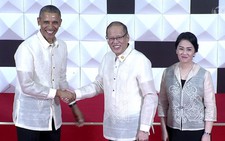 Trang phục APEC 2015: công phu nhưng vẫn bị 