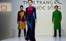 ​Hoa, thắng cảnh đẹp lên áo dài “Việt Nam quê hương tôi”