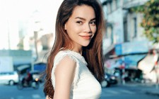 Hồ Ngọc Hà phối đồ 