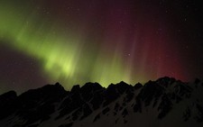Bắc cực quang ở Iceland 