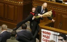 Quốc hội Ukraine ẩu đả: Dấu hiệu rạn nứt lộ diện