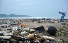 Côn Đảo nguy cơ thành bãi rác đại dương