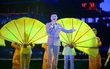 Nhiều nghệ sĩ tham gia chương trình 