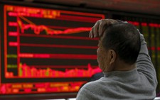 ​Đầu năm, chứng khoán Trung Quốc lại lao đao