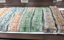 Hai người Việt bị bắt ở Singapore vì trộm 500.000 đôla