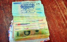 Trung tá công an TP Bến Tre trả lại quà tặng 10 triệu đồng