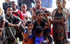 Núi lửa phun, 1.200 người Indonesia tháo chạy