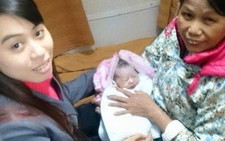 ​Tiếp viên đỡ đẻ thành công cho sản phụ trên tàu